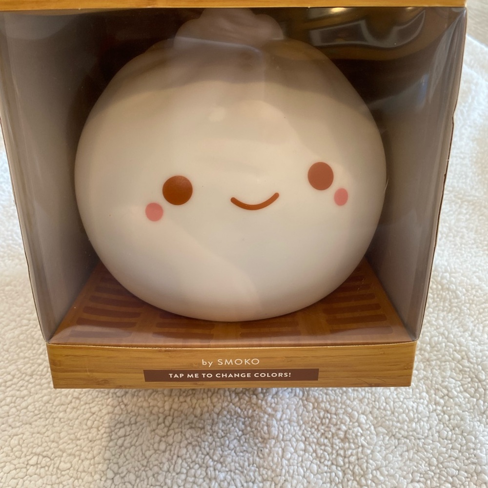 NEW Smoko Giant Bao Light
